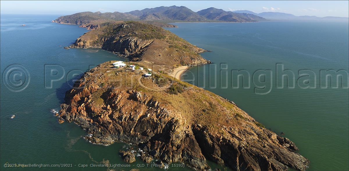 Peter Bellingham Photography Cape Cleveland Lighthouse - QLD T (PBH4 00 15193)